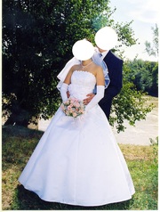 Продаю красивое свадебное платье цена 8 000 р.,  торг!!!!!!!
